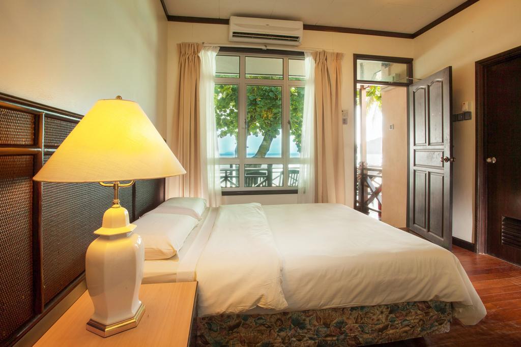 Tuna Bay Island Resort Kampong Pasir Hantu Exterior foto