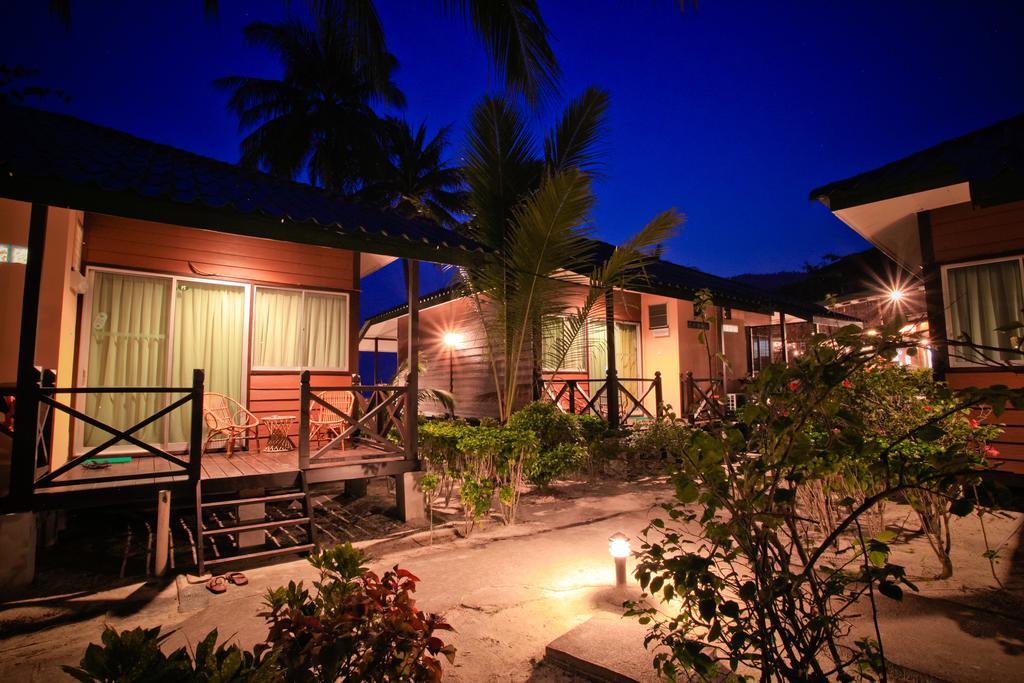 Tuna Bay Island Resort Kampong Pasir Hantu Exterior foto