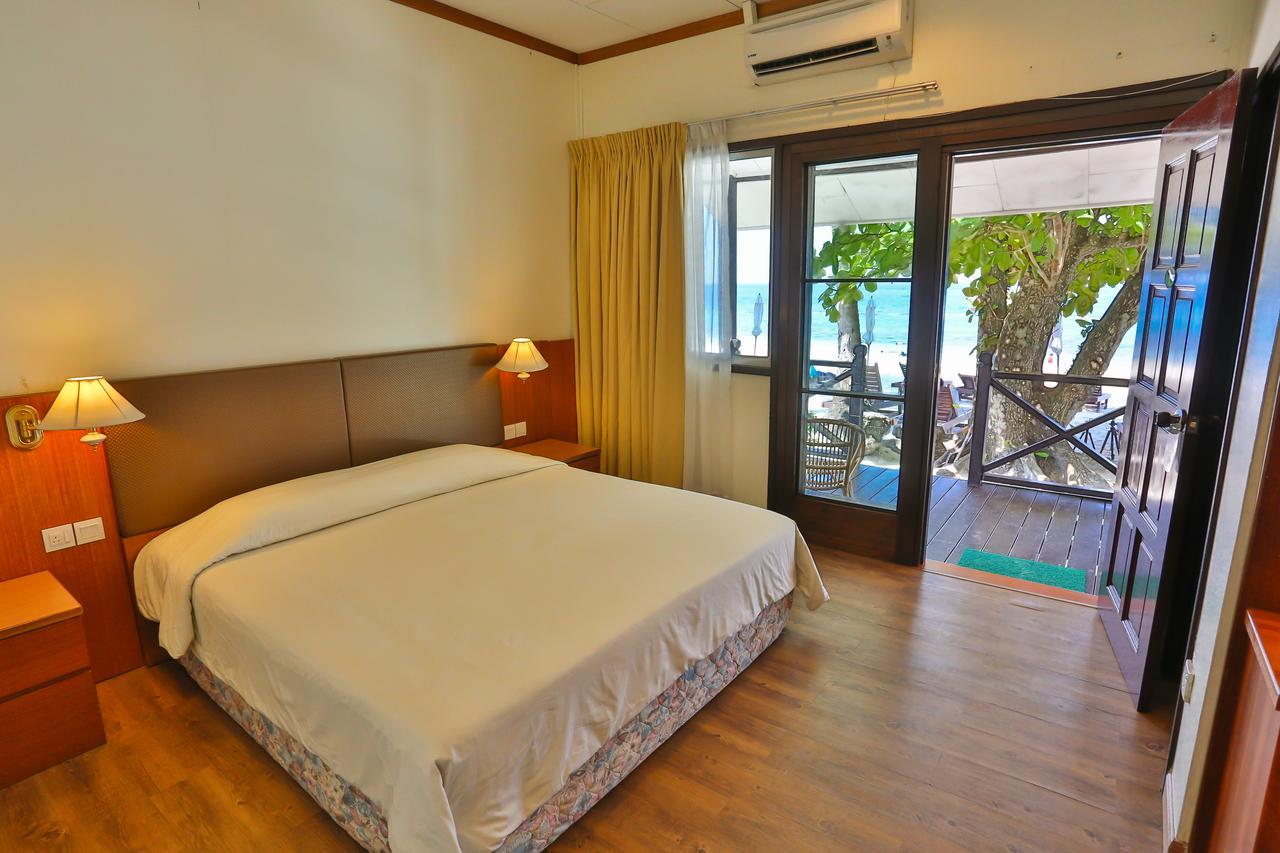 Tuna Bay Island Resort Kampong Pasir Hantu Exterior foto