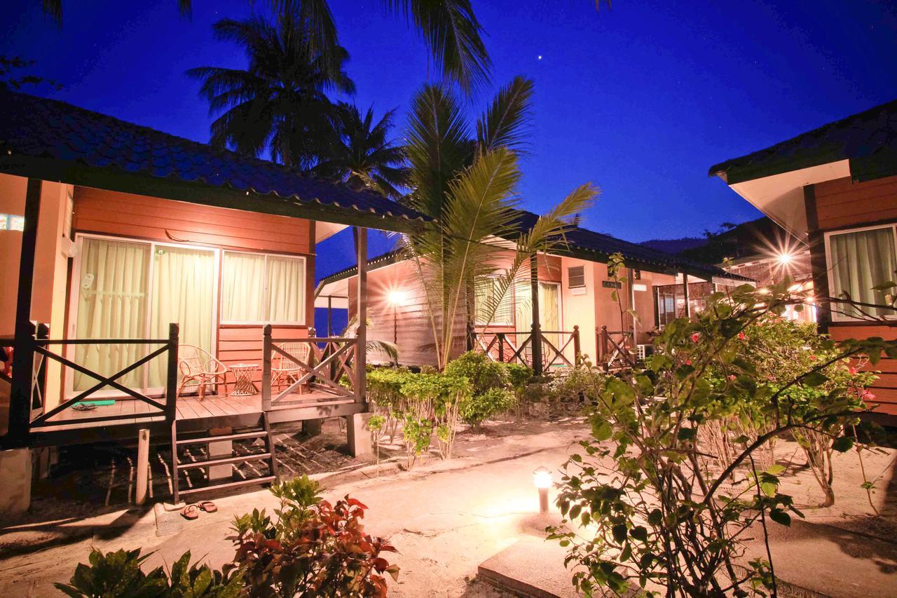 Tuna Bay Island Resort Kampong Pasir Hantu Exterior foto